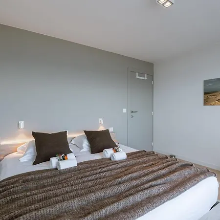 Modern Penthouse With Magnificent Sea Views