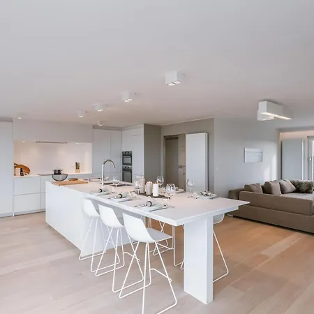 Modern Penthouse With Magnificent Sea Views Middelkerke